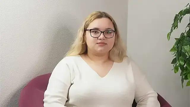 JoliePimpare from StripChat is Freechat