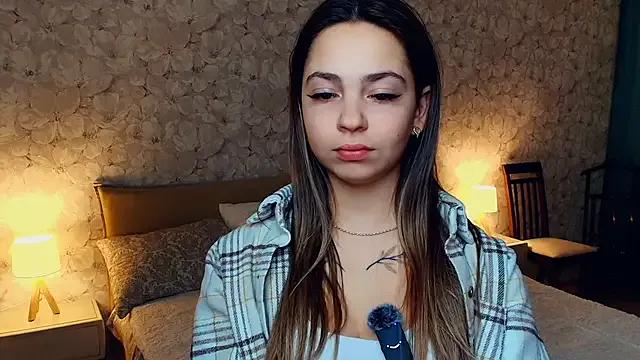 JolynnLavelli from StripChat is Freechat