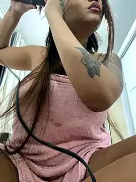 Jujuhpimenta from StripChat