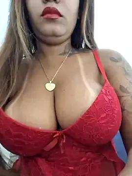 Jujuhpimenta from StripChat
