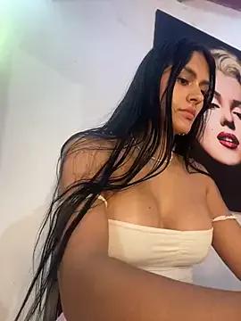 Find your cherished anal broadcaster match with our advanced interactive search and filtering options, allowing you to tailor-make your live event desires.
