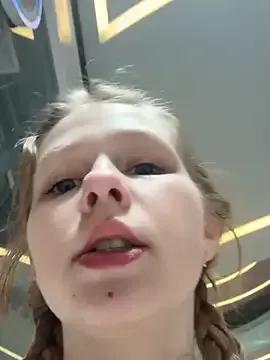 julie-bae from StripChat is Freechat