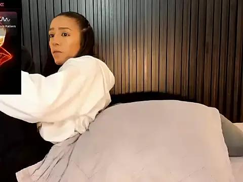 Julieta_Slav3 from StripChat is Freechat