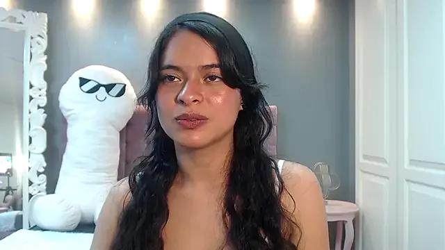 JulietaMoore_ from StripChat is Freechat