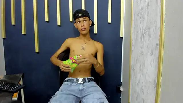 Just_D4v7 from StripChat is Freechat