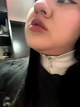 Just_danna from StripChat is Freechat