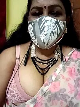 kaamini29 from StripChat is Freechat
