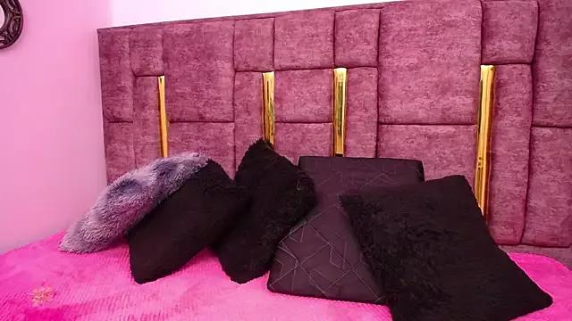 KAI_VICTORIA from StripChat is Freechat