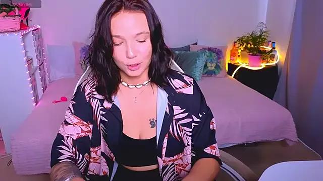 Karen_morris from StripChat is Freechat