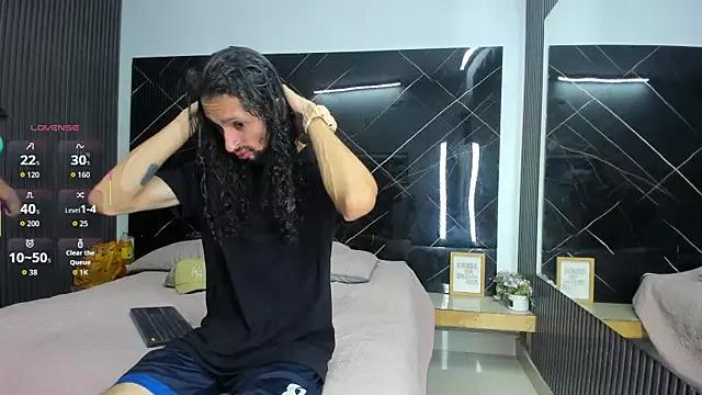 Karim_Azahara from StripChat is Freechat