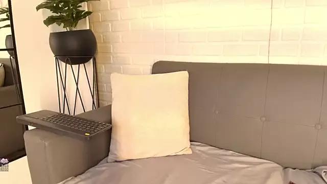 karina_gomez_18 from StripChat is Freechat