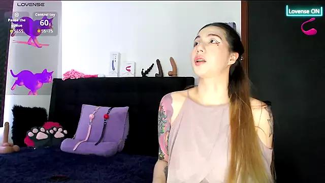 karlamoon23 from StripChat is Freechat