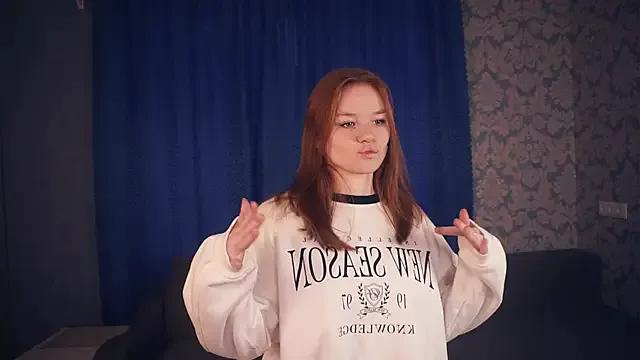 KarlynGow from StripChat is Freechat