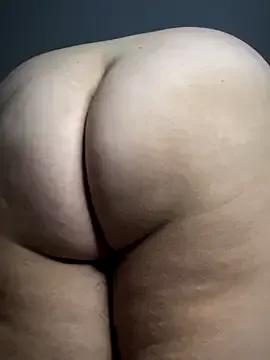 karobaby_ from StripChat is Freechat