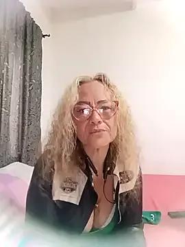 Kasandraloves from StripChat is Freechat