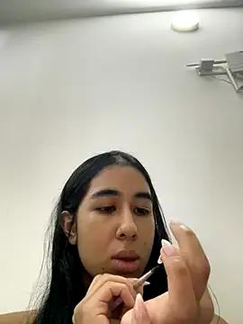 Kassie_Collins from StripChat is Freechat