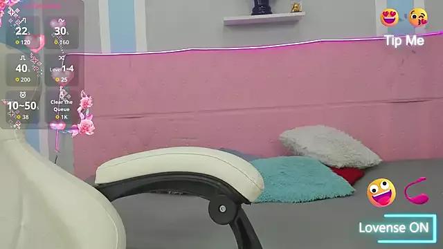 Katalina_red from StripChat is Freechat