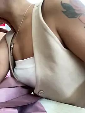 KatThomas from StripChat is Freechat