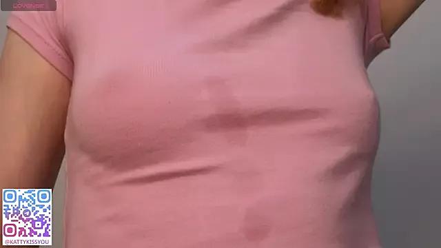 KattikissWiu from StripChat is Freechat