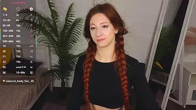 Katy_diamond_ from StripChat is Freechat
