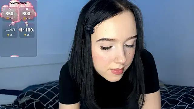 KayaNorth from StripChat is Freechat