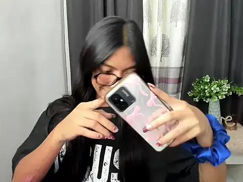 Kayra_Slut122 from StripChat