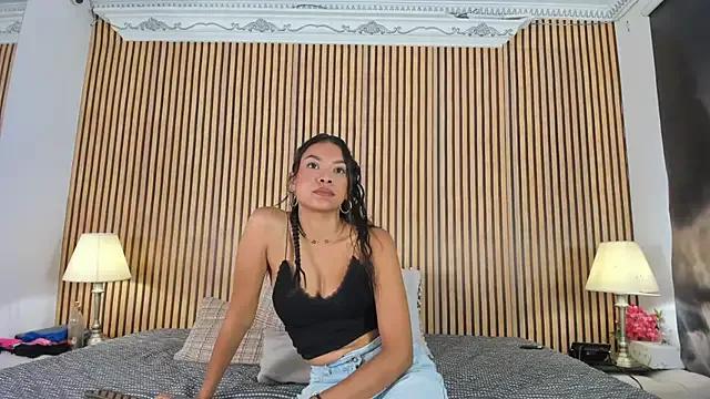 keeyla_stone from StripChat is Freechat