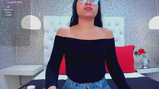 Find your cherished anal broadcaster match with our advanced interactive search and filtering options, allowing you to tailor-make your live event desires.