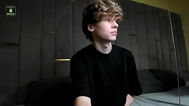 Kevin_Garsia from StripChat is Freechat