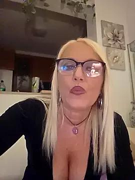Find your cherished anal broadcaster match with our advanced interactive search and filtering options, allowing you to tailor-make your live event desires.