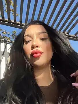 kiss_Lissa from StripChat is Freechat