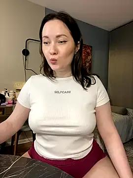 Kiss_My_Body from StripChat