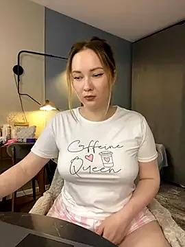 Kiss_My_Body from StripChat