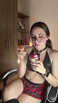 kit_katt from StripChat is Freechat