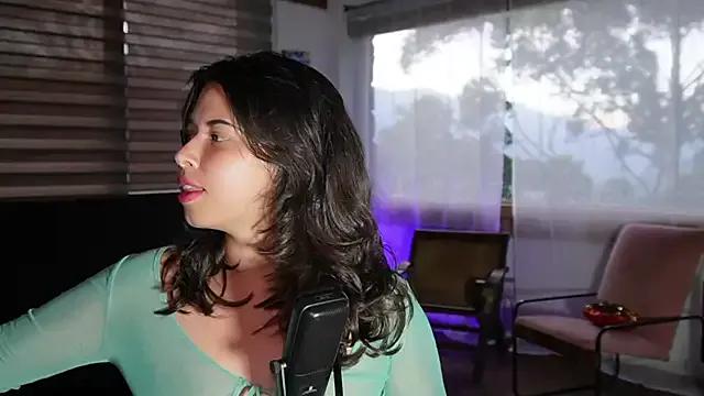 Kozzy_ from StripChat