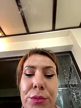 KrisKkiki from StripChat is Freechat