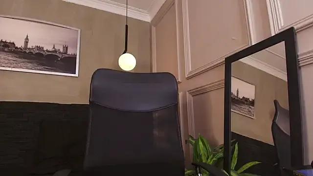 KrissLovee from StripChat is Freechat
