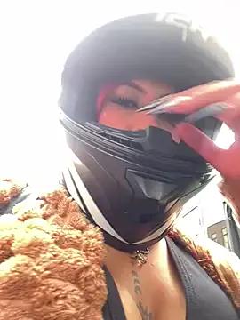 Kuromi_LS from StripChat is Freechat