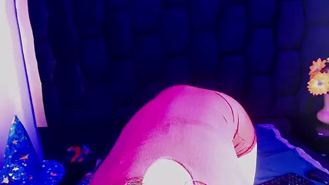 Find your cherished anal broadcaster match with our advanced interactive search and filtering options, allowing you to tailor-make your live event desires.