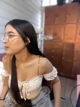 KyliePink_ from StripChat is Freechat