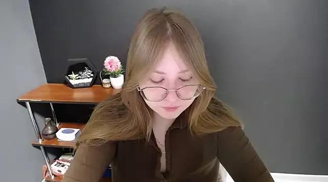 lady_minx from StripChat is Freechat