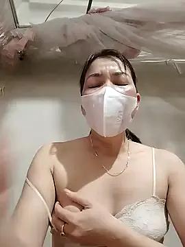 ladzy_sexy from StripChat is Freechat