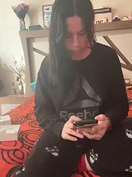 LaGueraDelMar from StripChat is Freechat