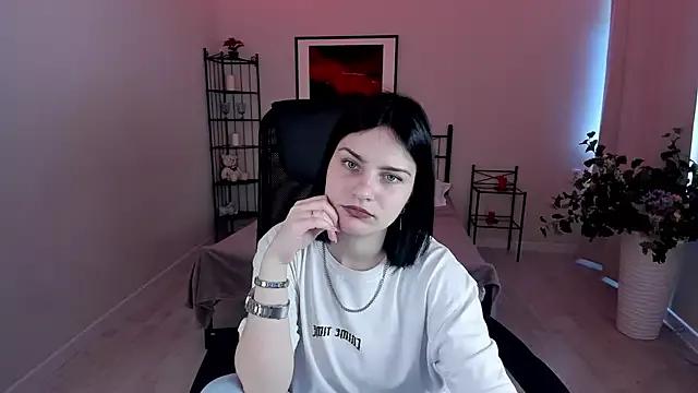 Lana_Kuper from StripChat is Freechat