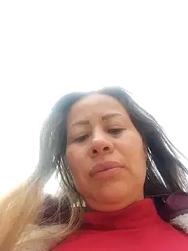 LaraCaliente from StripChat is Freechat