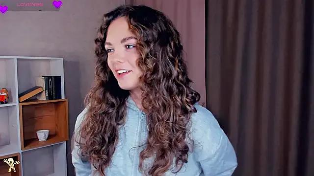 LaurelSatunas from StripChat is Freechat