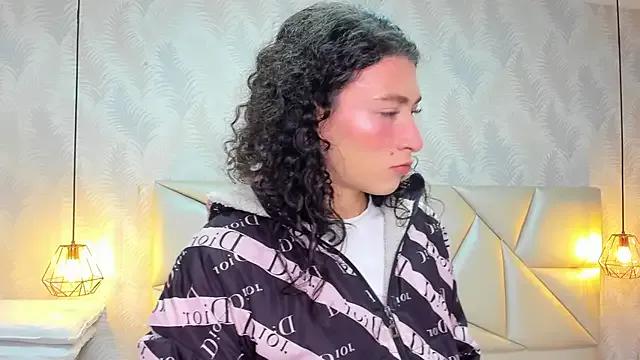 laurettedela_rouse from StripChat is Freechat