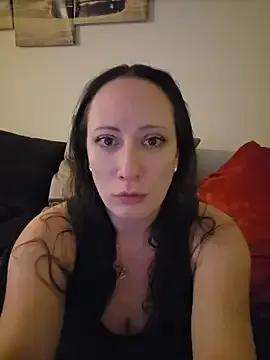 LaviniaJolie from StripChat is Freechat