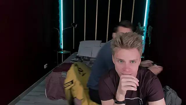 LawrenceMiles from StripChat is Freechat