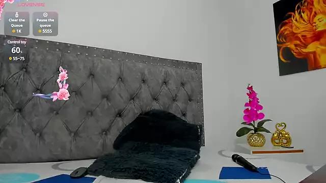 Layla_kaderr from StripChat